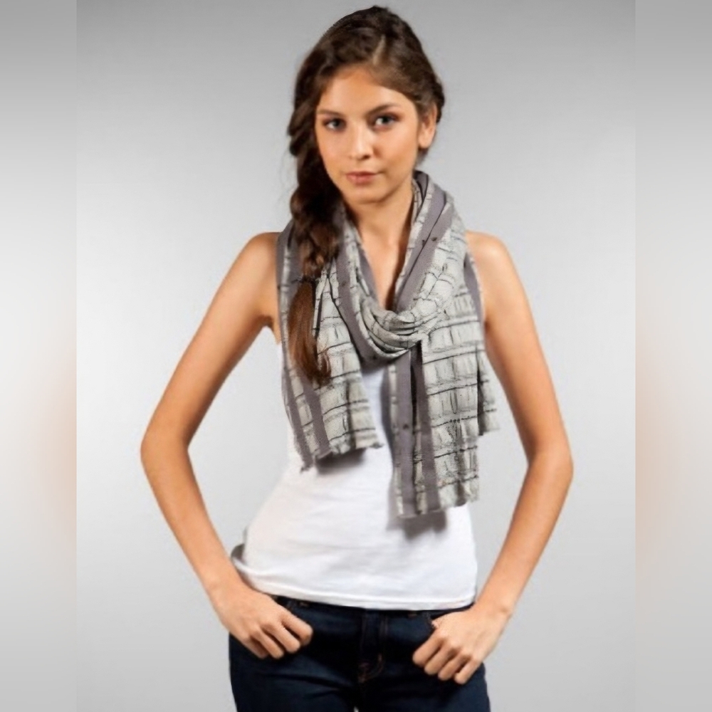 Free People Gray and Silver Stretchy Snap Scarf / Wrap
